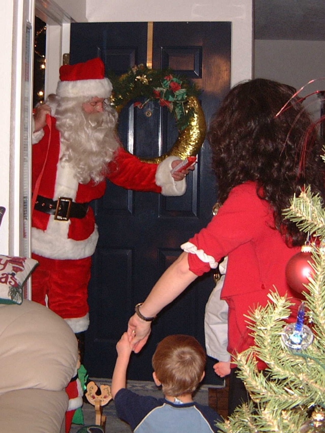 Hildebrand Christmas ScreenSaver/640x480_2001-12-24 Christmas Eve J&J 03.jpg